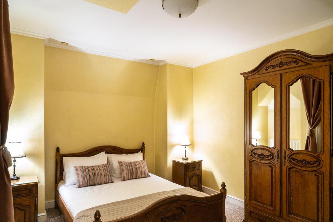 Hotel Europa Târgu Jiu Εξωτερικό φωτογραφία