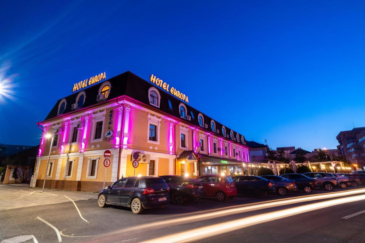 Hotel Europa Târgu Jiu Εξωτερικό φωτογραφία