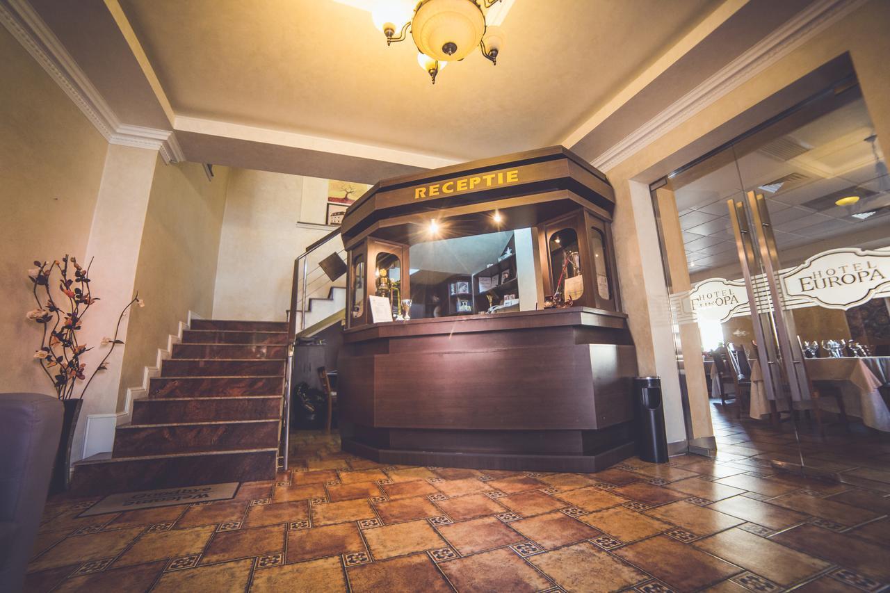 Hotel Europa Târgu Jiu Εξωτερικό φωτογραφία